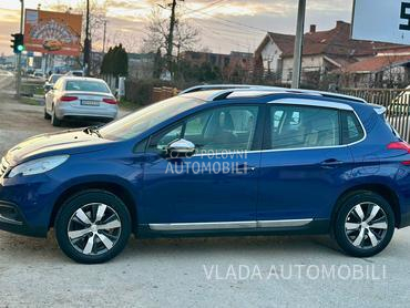 Peugeot 2008 1.2