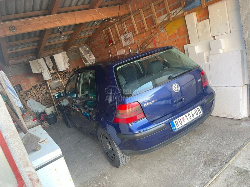 Volkswagen Golf 4 