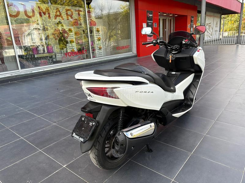 Honda forza