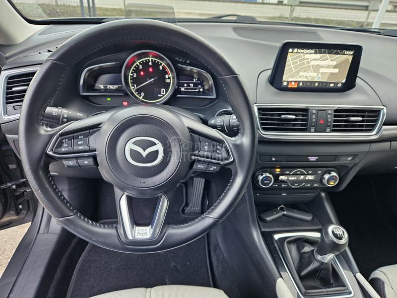 Mazda 3 1.5D Revolution Bose