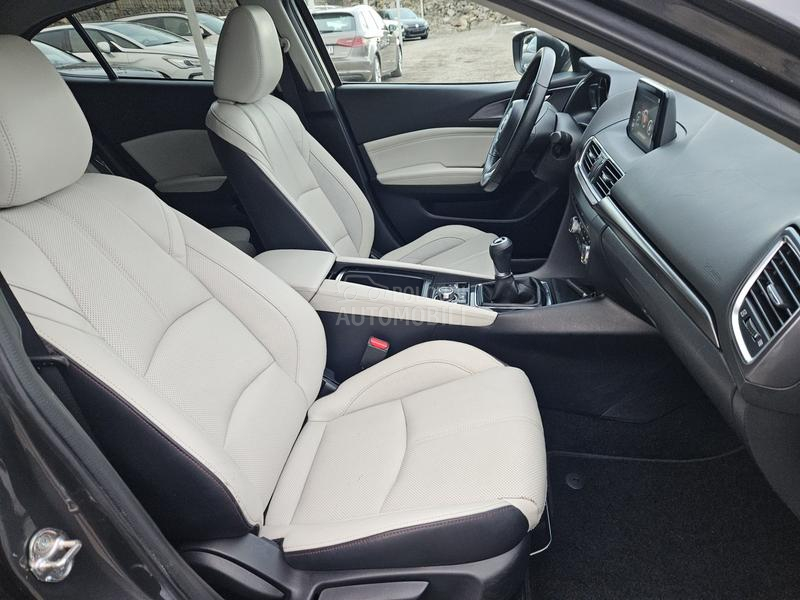 Mazda 3 1.5D Revolution Bose