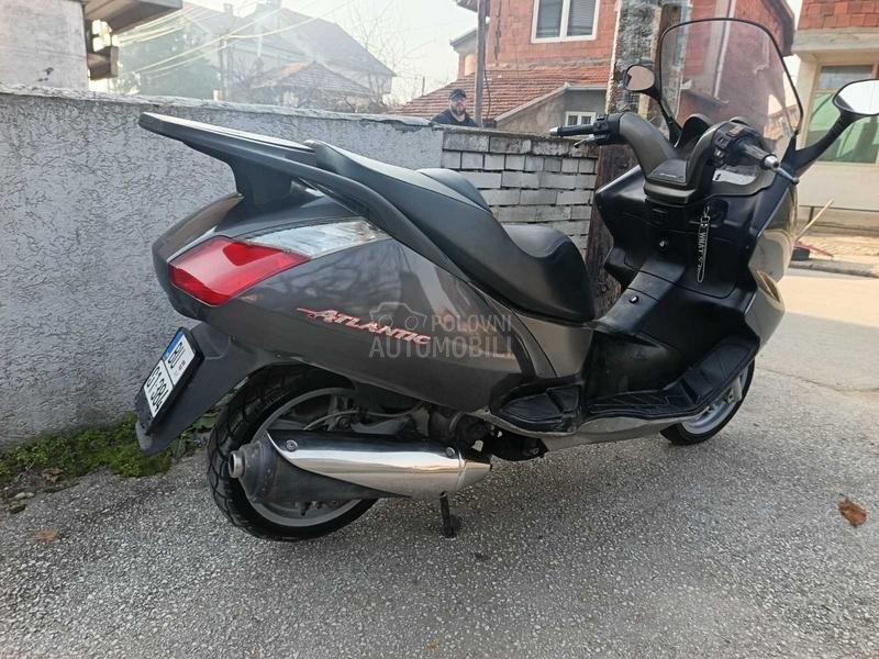 Aprilia Atlantic 200