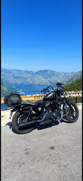 Harley Davidson iron 883
