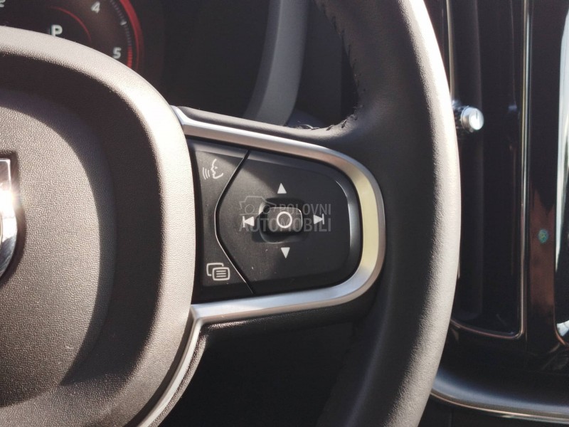 Volvo XC60 D4 INSCRIPTION A/T