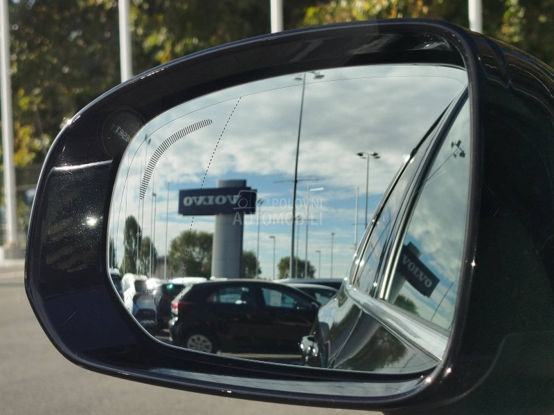 Volvo XC60 D4 INSCRIPTION A/T