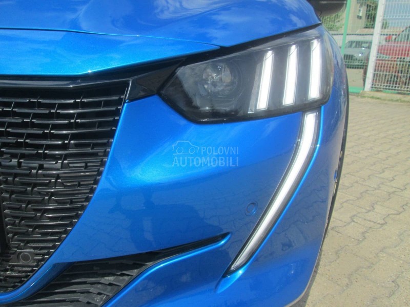 Peugeot 208 e