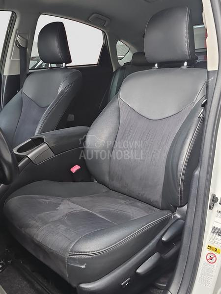 Toyota Prius Plug In 