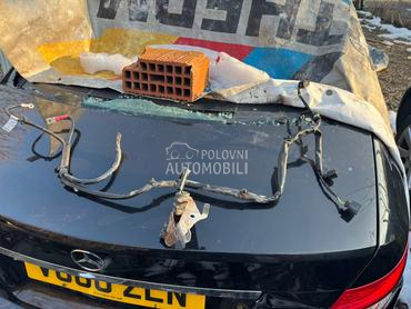 Razvod plusa za Audi A1