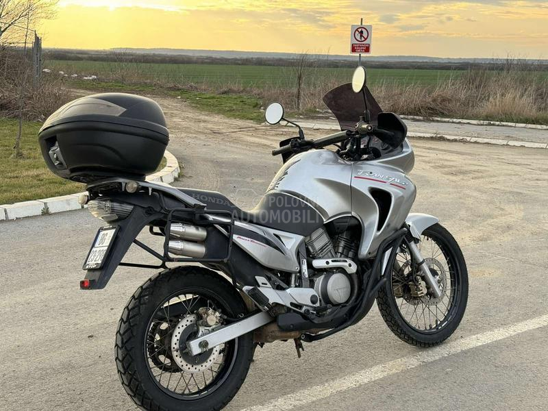 Honda transalp 650