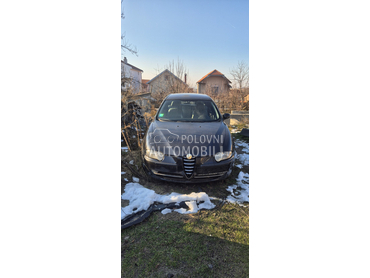 kompletan auto u delovima za Alfa Romeo 147 od 2002. do 2004. god.