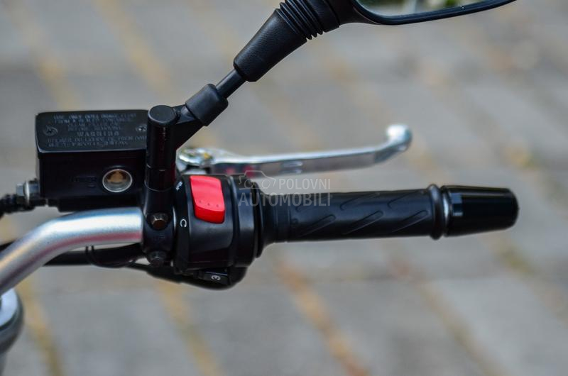 Suzuki gsr 600 GSR A2