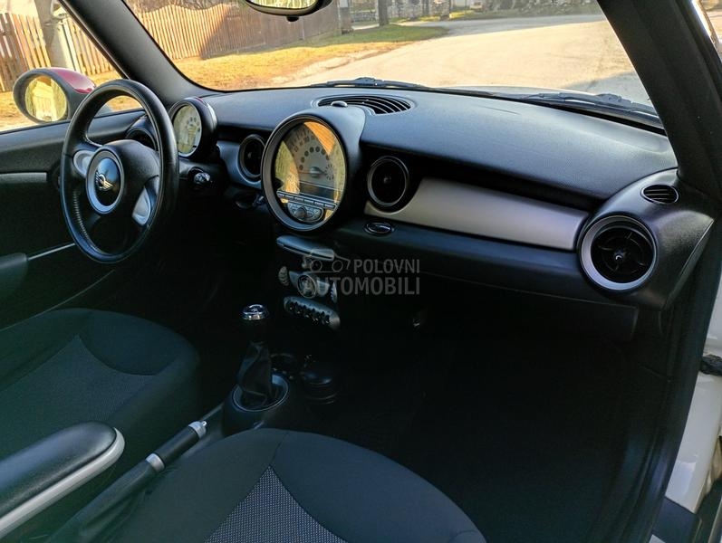 MINI Cooper 1.6d