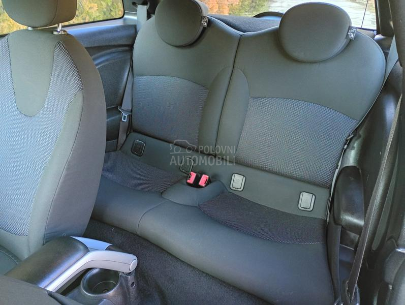 MINI Cooper 1.6d