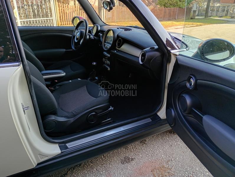 MINI Cooper 1.6d