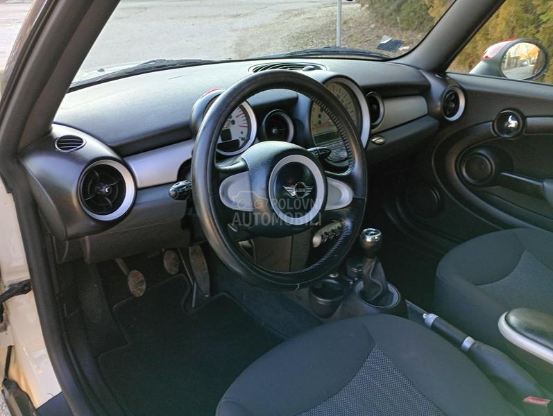 MINI Cooper 1.6d