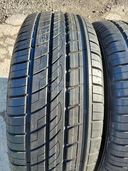 Ostalo 235/65 R17 Letnja