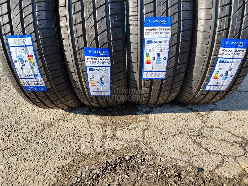 Ostalo 235/65 R17 Letnja