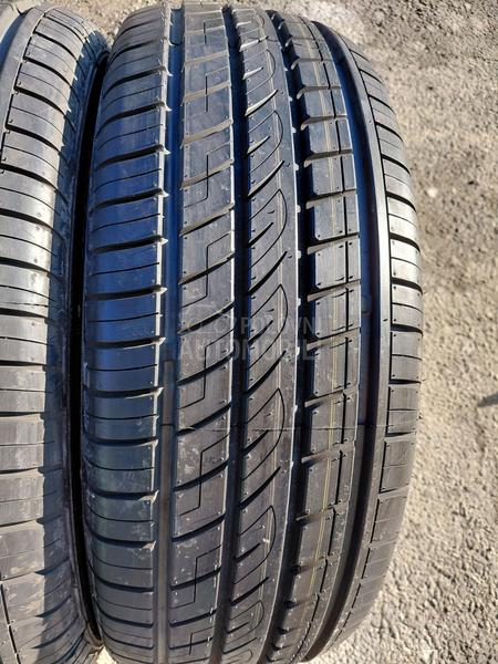 Ostalo 235/65 R17 Letnja