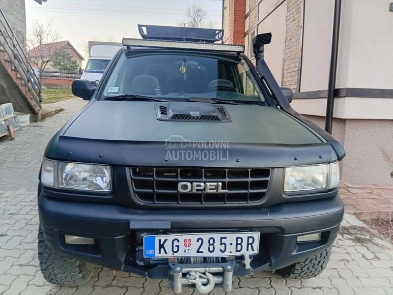 Opel Frontera 2.2
