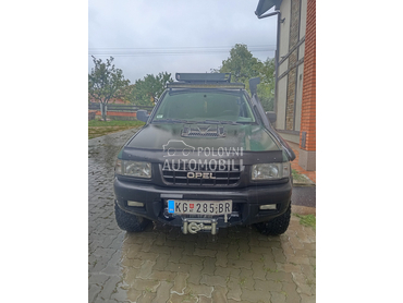 Opel Frontera 2.2