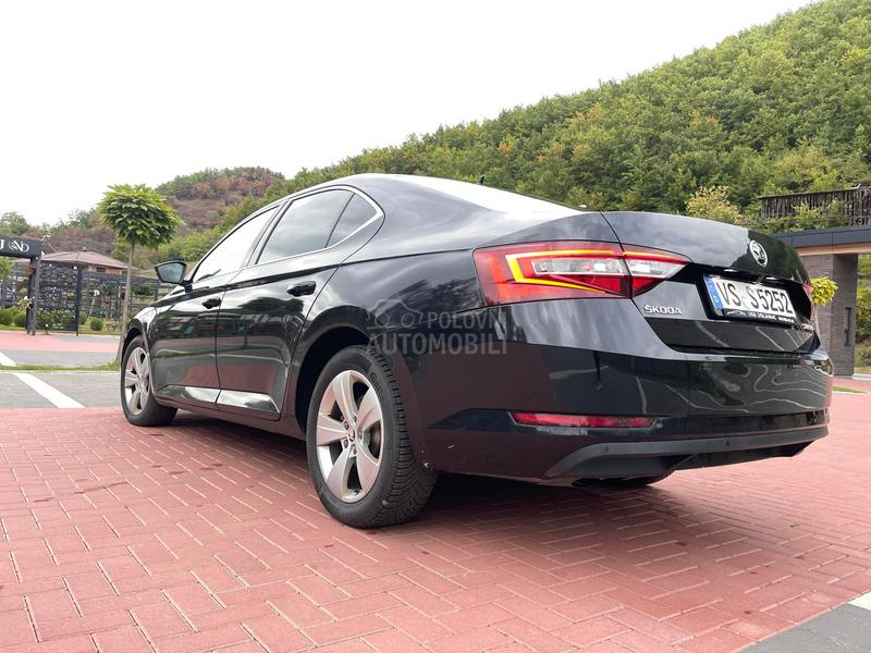 Škoda Superb 2.0