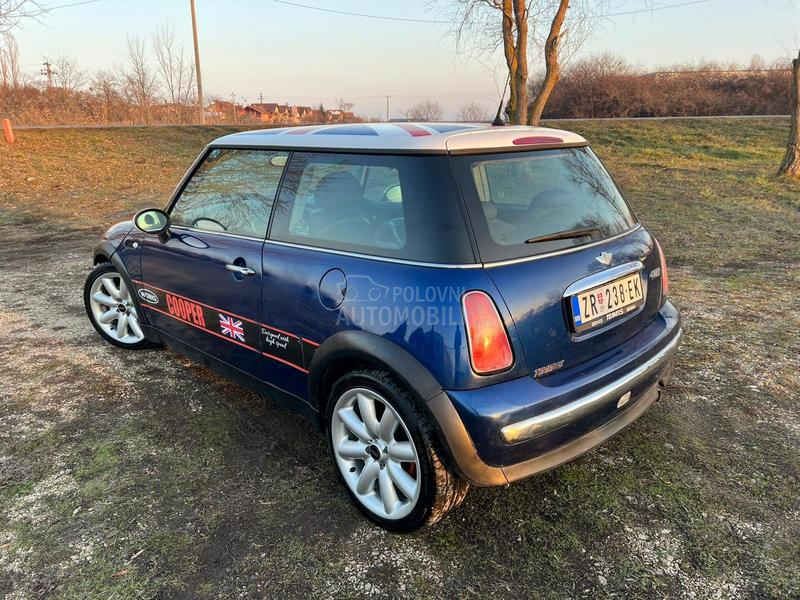 MINI Cooper 