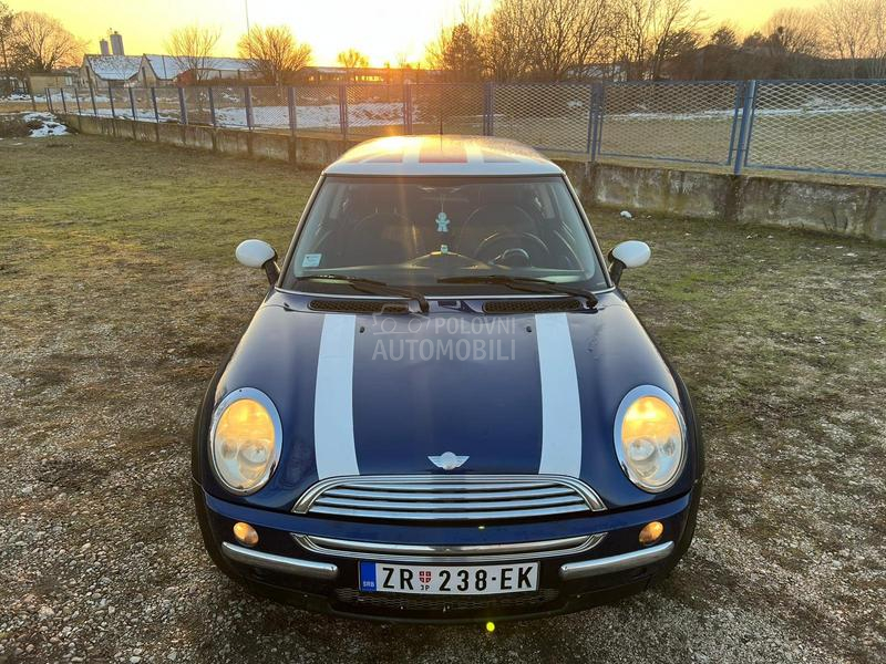 MINI Cooper 