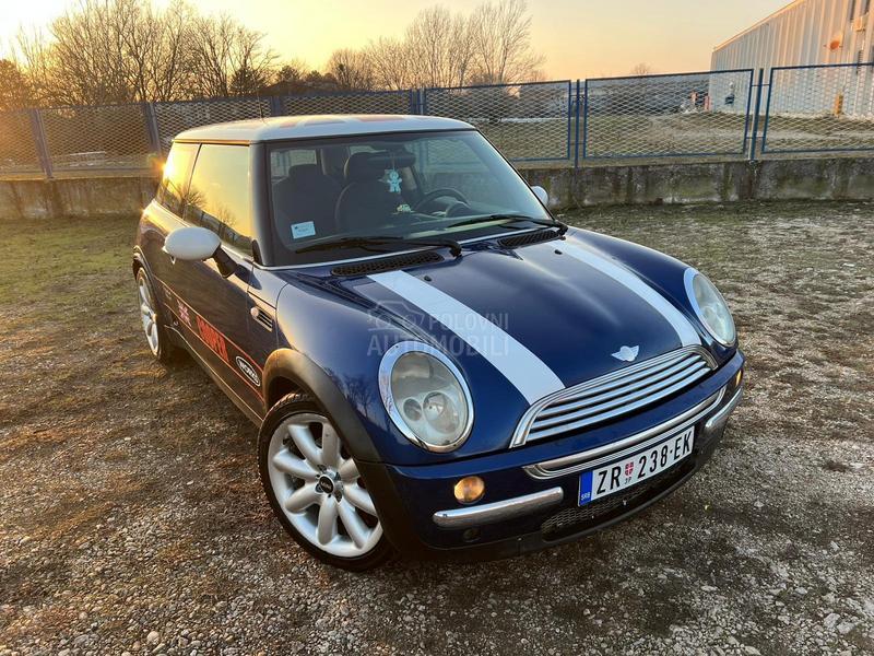 MINI Cooper 