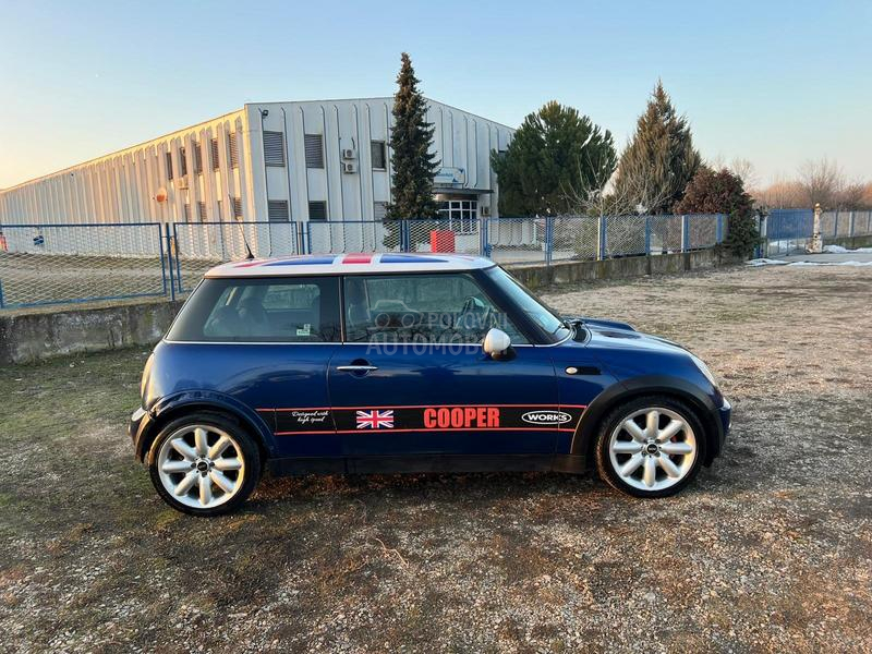 MINI Cooper 