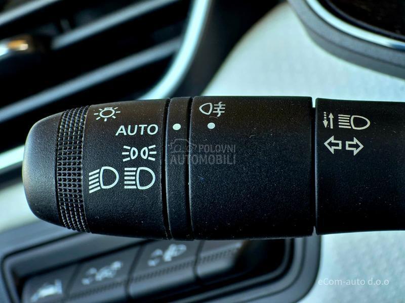 Renault Clio 1.0 TCE TECHNO