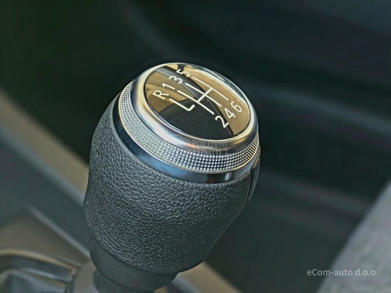 Renault Clio 1.0 TCE TECHNO