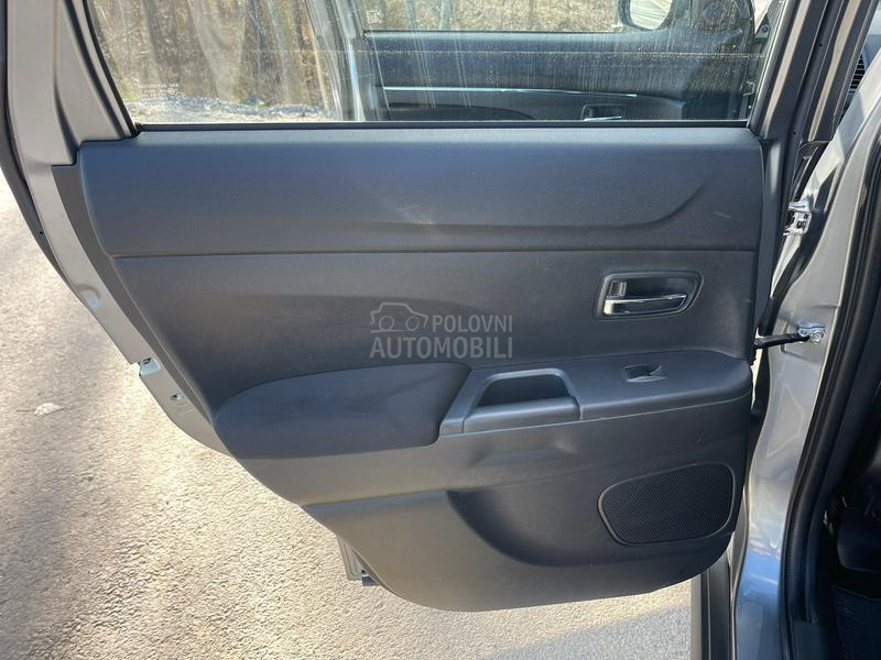 Mitsubishi ASX 90 000 k m