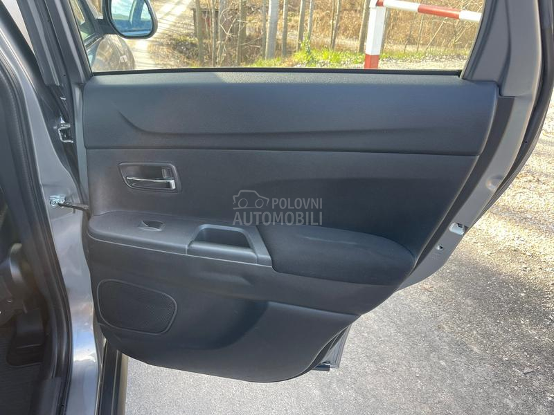 Mitsubishi ASX 90 000 k m