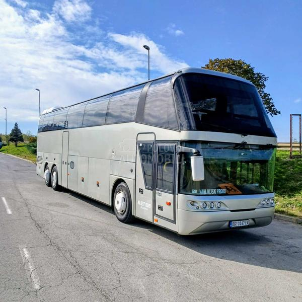 MAN LION S COACH 13