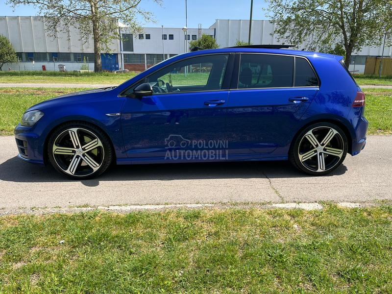 Volkswagen Golf 7 R