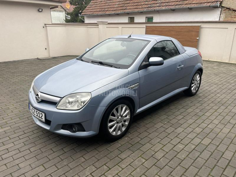 Opel Tigra -  kompletan auto u delovima