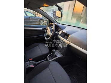Opel Astra H 
