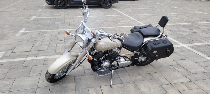 Yamaha XVS 650 drag star