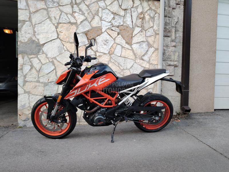 KTM Duke390