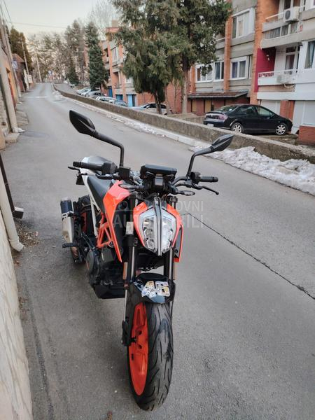 KTM Duke390