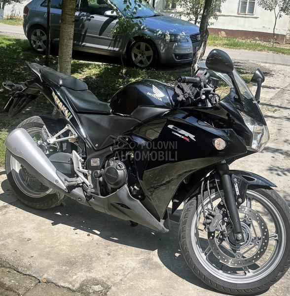 Honda CBR 250ra