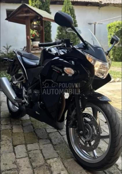 Honda CBR 250ra