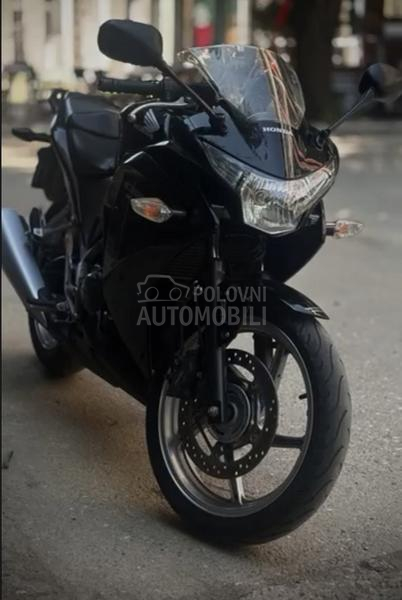 Honda CBR 250ra