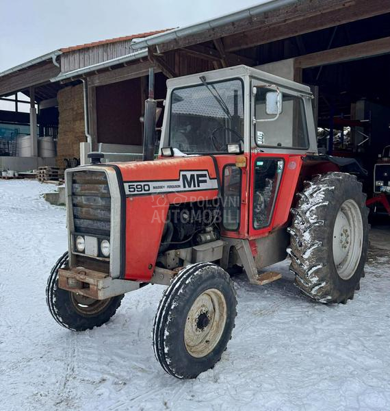 Massey Ferguson 590