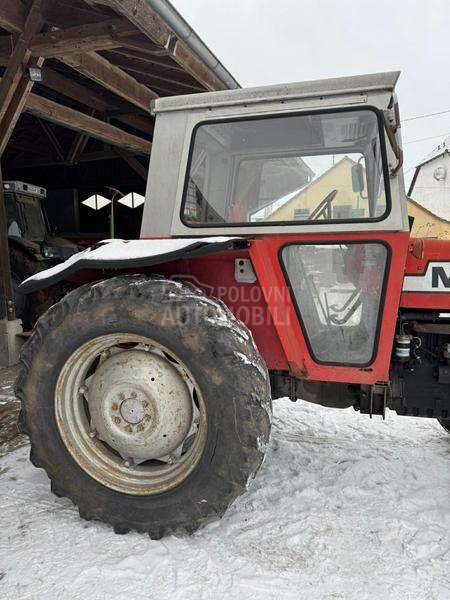 Massey Ferguson 590