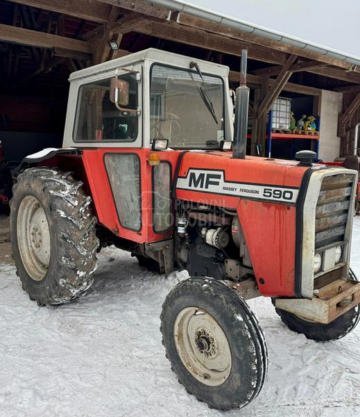 Massey Ferguson 590