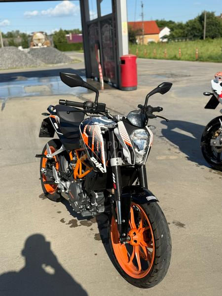 KTM Duke 390