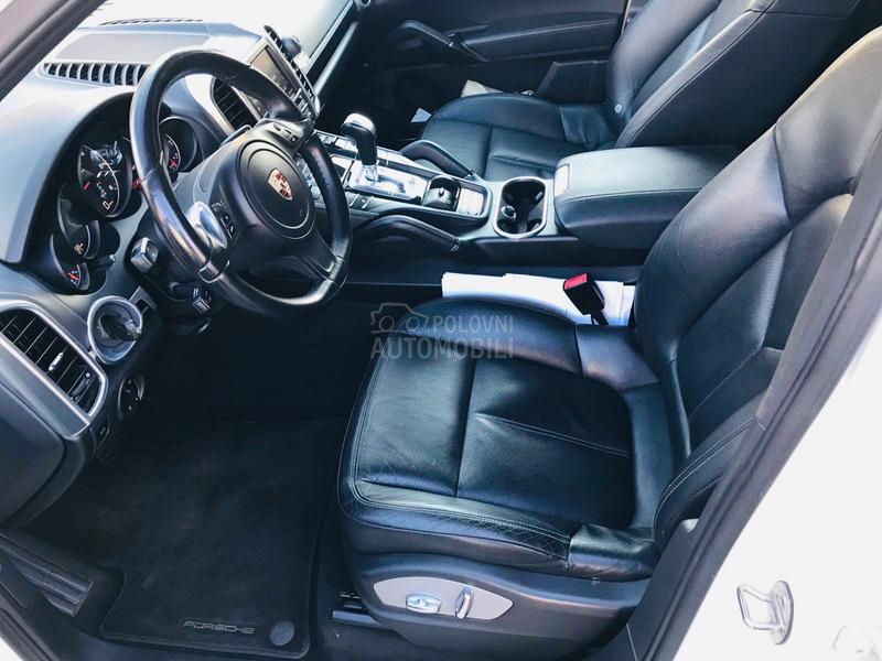 Porsche Cayenne D CH