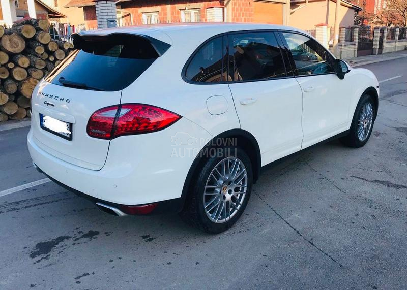 Porsche Cayenne D CH