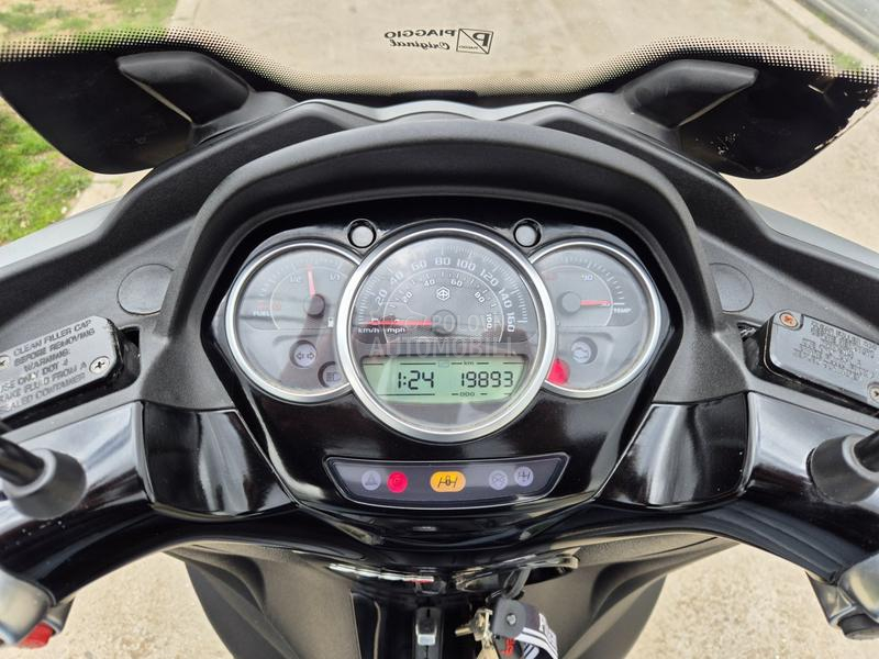 Piaggio 300 LT yourban